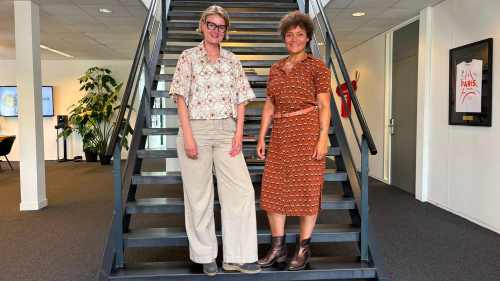 Donata van der Rassel en Roeselien Wekker